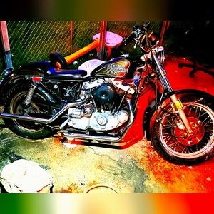 Beautiful antique hog.......Excellent Condition one of a kind.between 69 thru 80